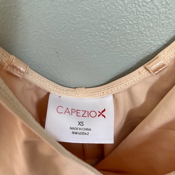 Capezio Women's Camisole with Clear Adjustable Strap Nude, Size XS NWT Ballet - Picture 2 of 3